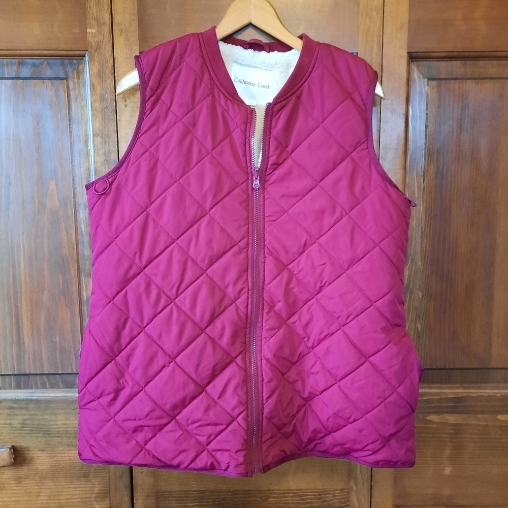 Coldwater Creek burgundy red quilted faux fur lined zip up nylon vest Size XL